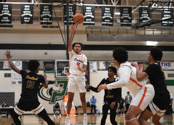 a Roosevelt vs Eastside Catholic boys basketball The Hardwood Invite final Portland Oregon December 20 2023 Taylor Balkom 38
